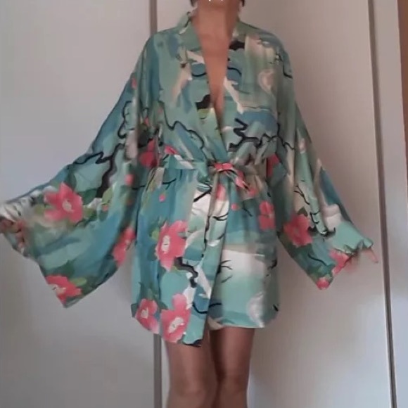 New Gorgeous Bohemian Mixed Print Kimono Robe Jacket - Picture 4 of 11
